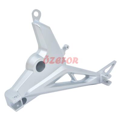 ÖN BASAMAK BRAKETİ [SOL] HONDA CB 125F - 1